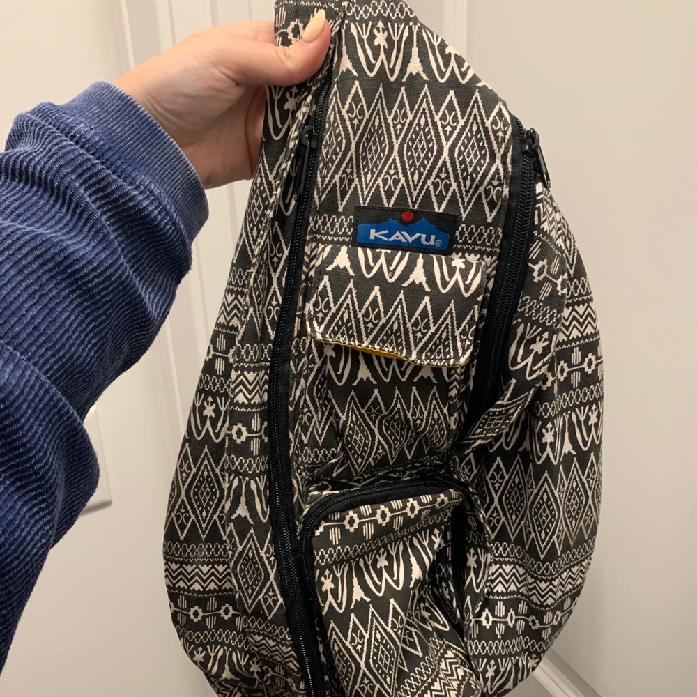 Black & White Kavu
